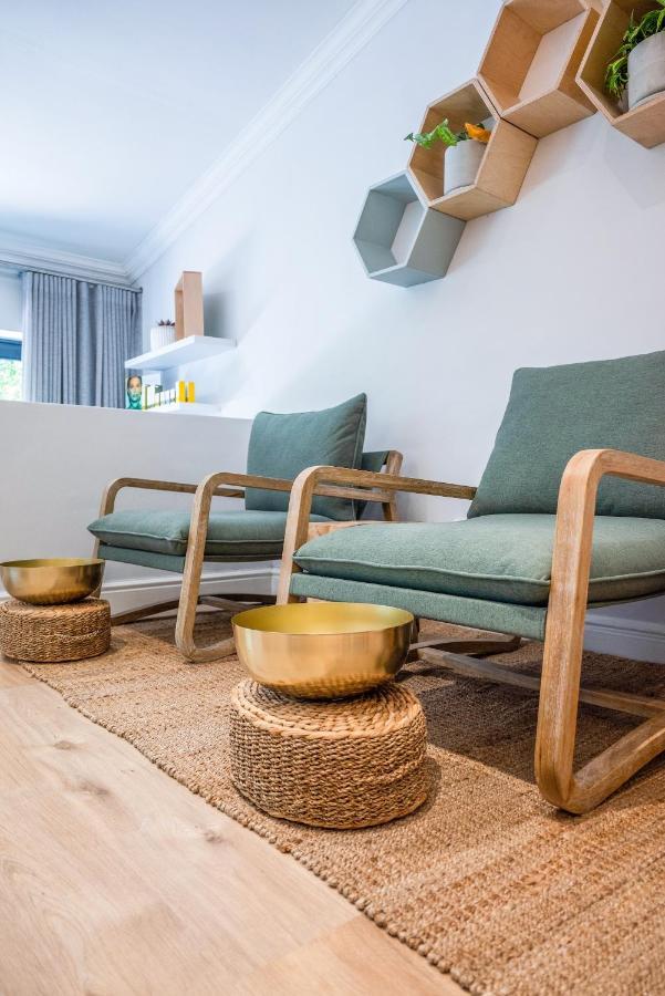 Hout & About Guest House 豪特湾 外观 照片