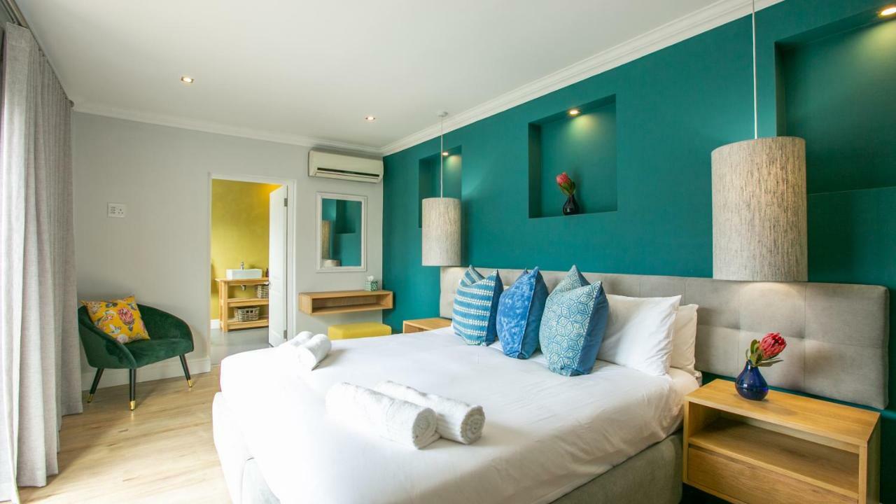 Hout & About Guest House 豪特湾 外观 照片